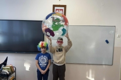 dcd8b975-ba64-44d0-9999-5d0dfdbaa42c