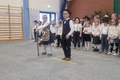 01712944-a863-44f9-89ec-63e9d7486615