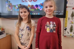 71ef6205-41cc-41fe-80b3-47413f1948ee