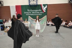 db2fe6bd-3a8a-4e46-bb73-cb1d599a5a8f