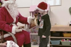 9bfde554-1288-496a-b389-b33f8065b120