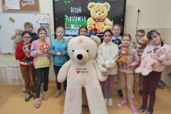 27c7ff40-22fe-4ed0-bd51-2b0729aaa497