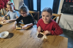 abbcc54d-45b9-4c40-814c-1dd541c2ba97