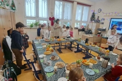 dc379dfd-774d-49ef-88c4-79ced2c1fef7