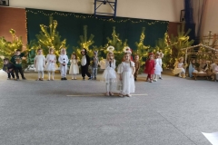 ec1c9640-7c6d-40ae-85f3-eb1ff7d56a72